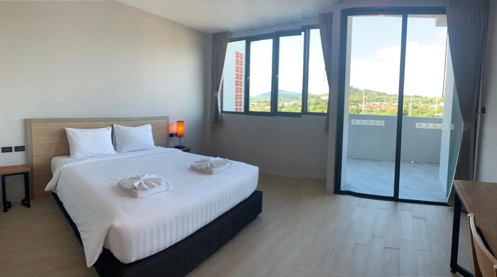 Atom Phuket Hotel -Sha Plus Nai Yang Beach