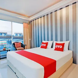 Oyo 1117 Phuket Airport Suites Hotel