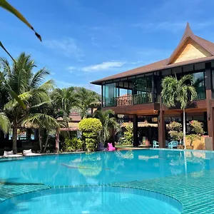 Resort Resort-sha ***
